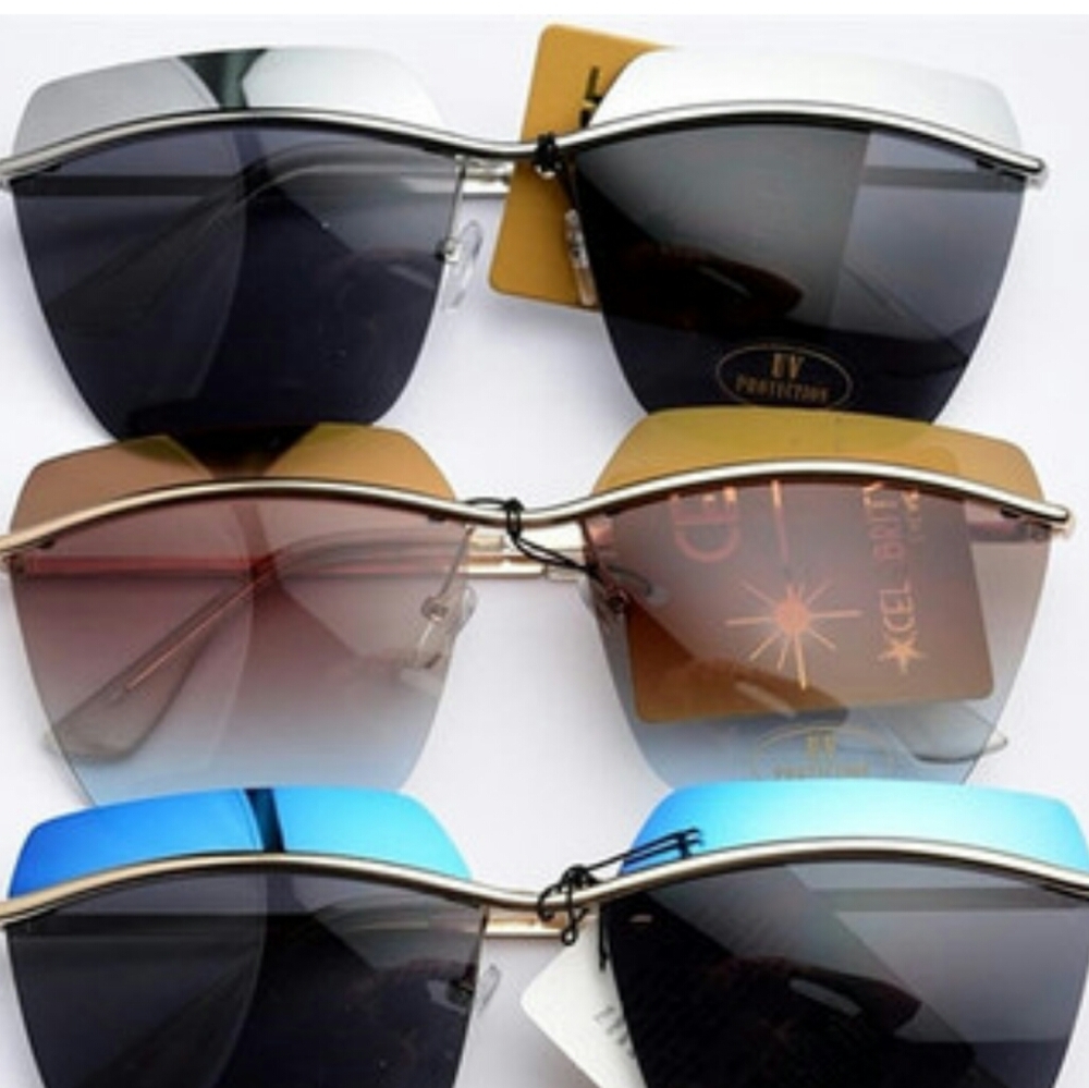 Silver top Black Shades